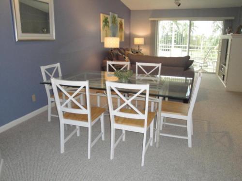 Vista Verde W Great Golf Course Views in St. Petersburg, United States