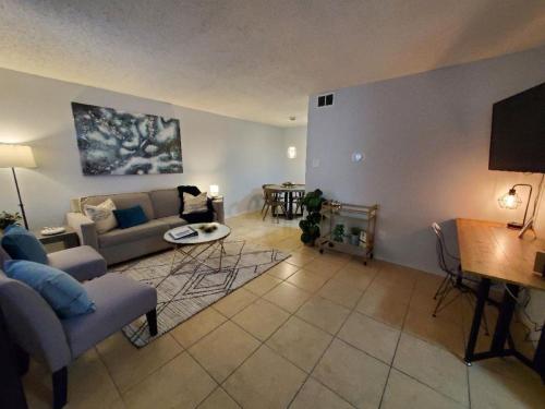 Condo Near Downtown Austin 2br — 4-Star Luxury Hotel in Austin, United States