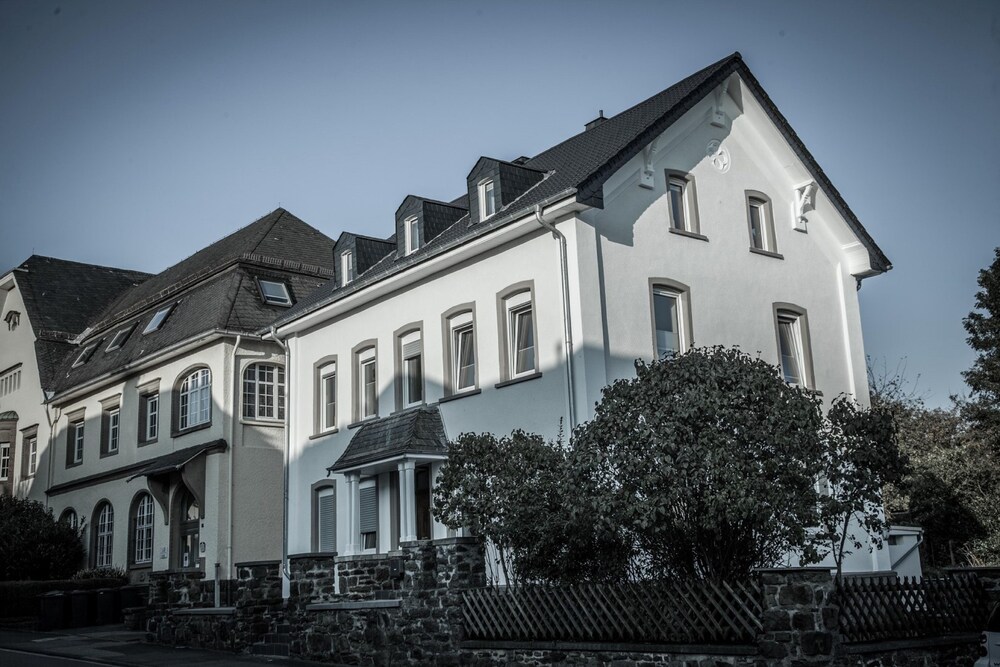 P&G Rooms — hotel in Hoehr-Grenzhausen