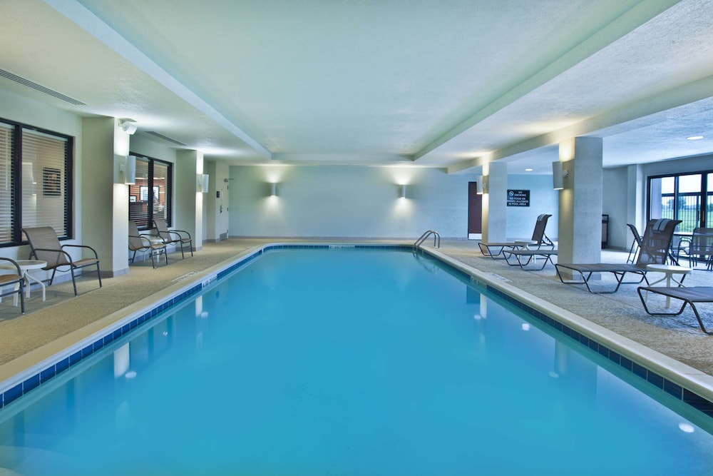 Hampton Inn Anderson - photo 9