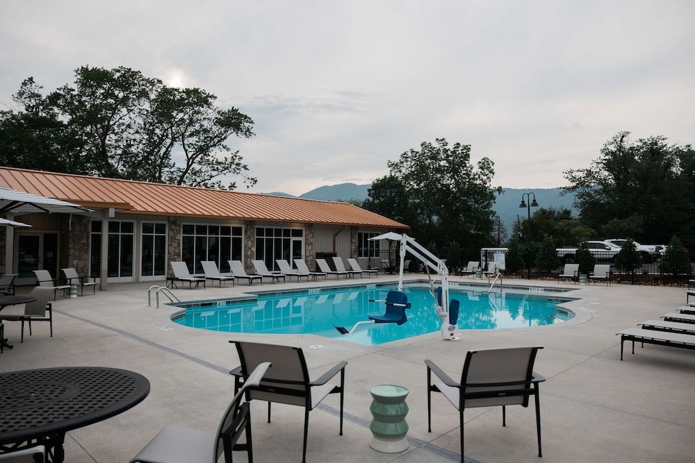 Waynesville Inn and Golf Club Tapestry Collection by Hilton - photo 65