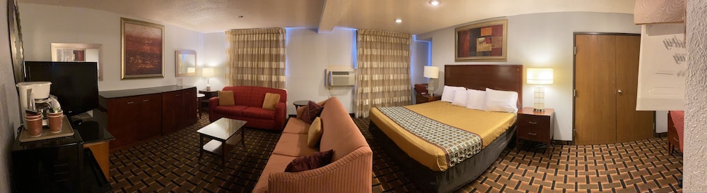Le Mars Inn & Suites - photo 27