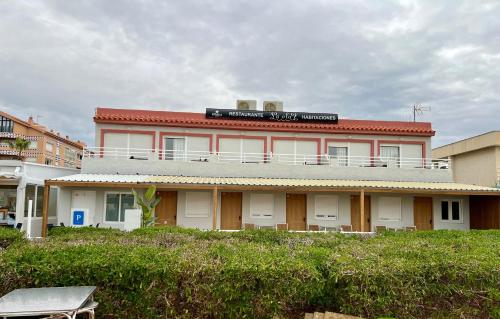Pensión La Ola — hotel in El Grao