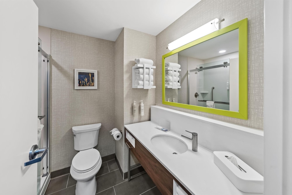 Hampton Inn North Platte - photo 25