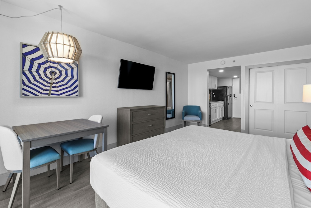 Compass Cove Resort - photo 124