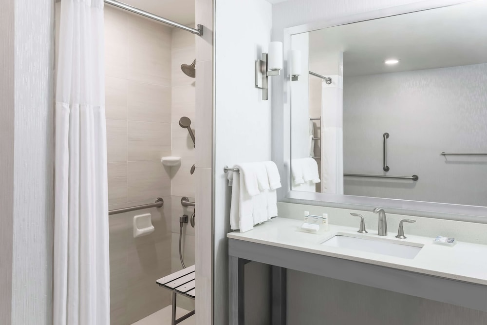 Hilton Garden Inn Ardmore - photo 11