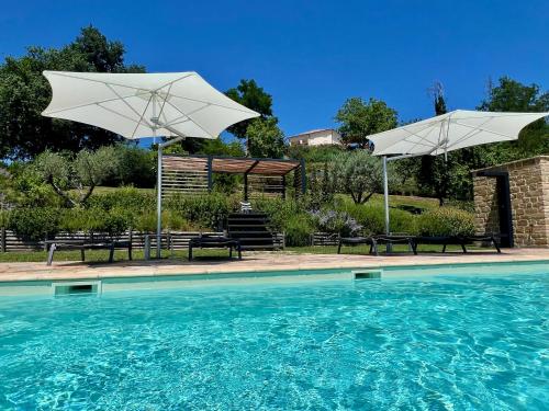 Agriturismo Colpo di Fortuna — 4-Star Luxury Hotel in Gualdo, Italy