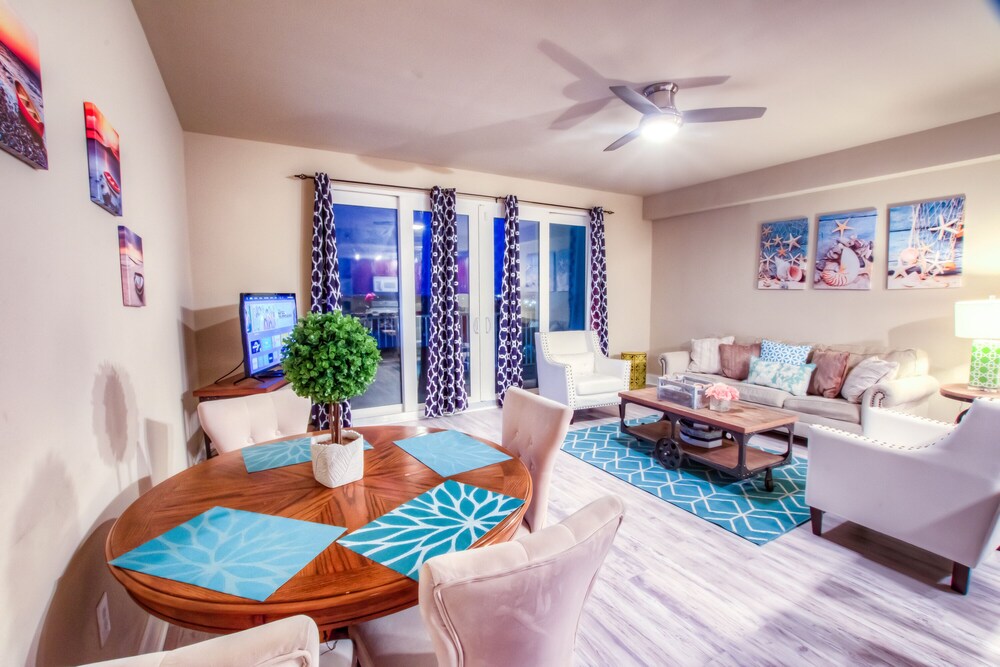 Laketown Wharf Resort by Aneliya's Rentals - photo 278