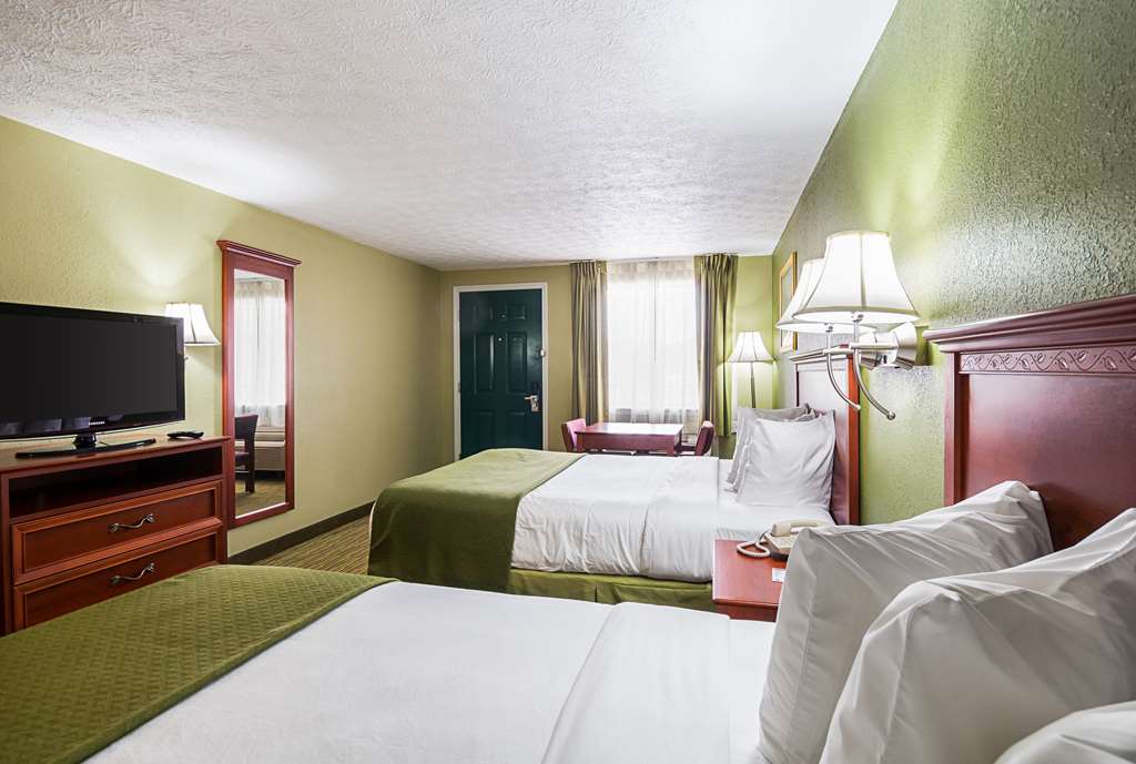 Quality Inn Weston - photo 27