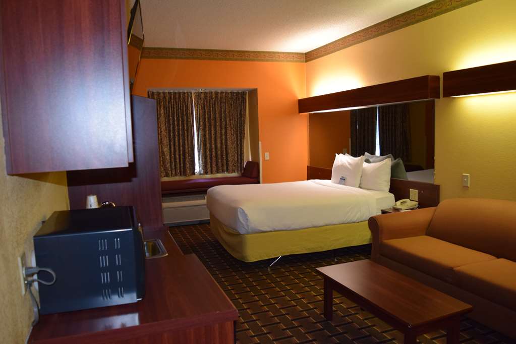 Microtel Inn & Suites by Wyndham Rock Hill Charlotte Area - photo 9