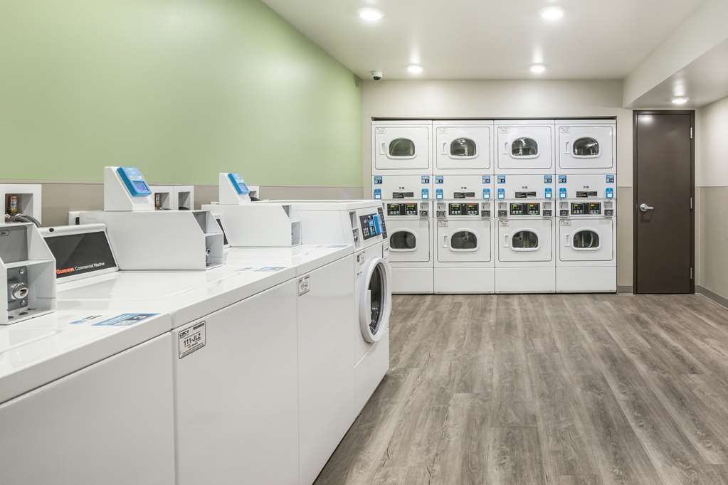 WoodSpring Suites Gurnee Chicago - photo 26
