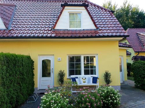 Am Deich 43 — 4-Star Luxury Hotel in Zingst, Germany