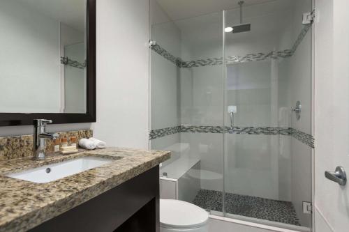 Days Inn by Wyndham Downey - photo 17