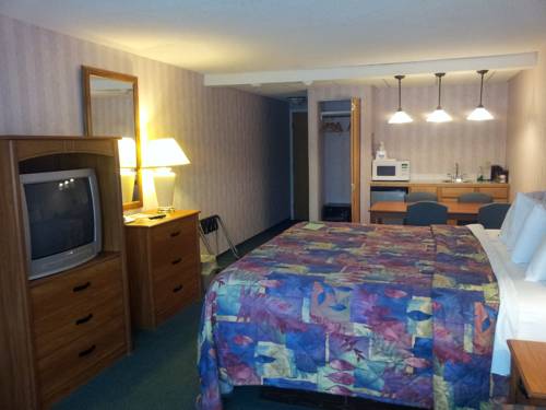 Days Inn By Wyndham Shelburne Burlington - photo 11