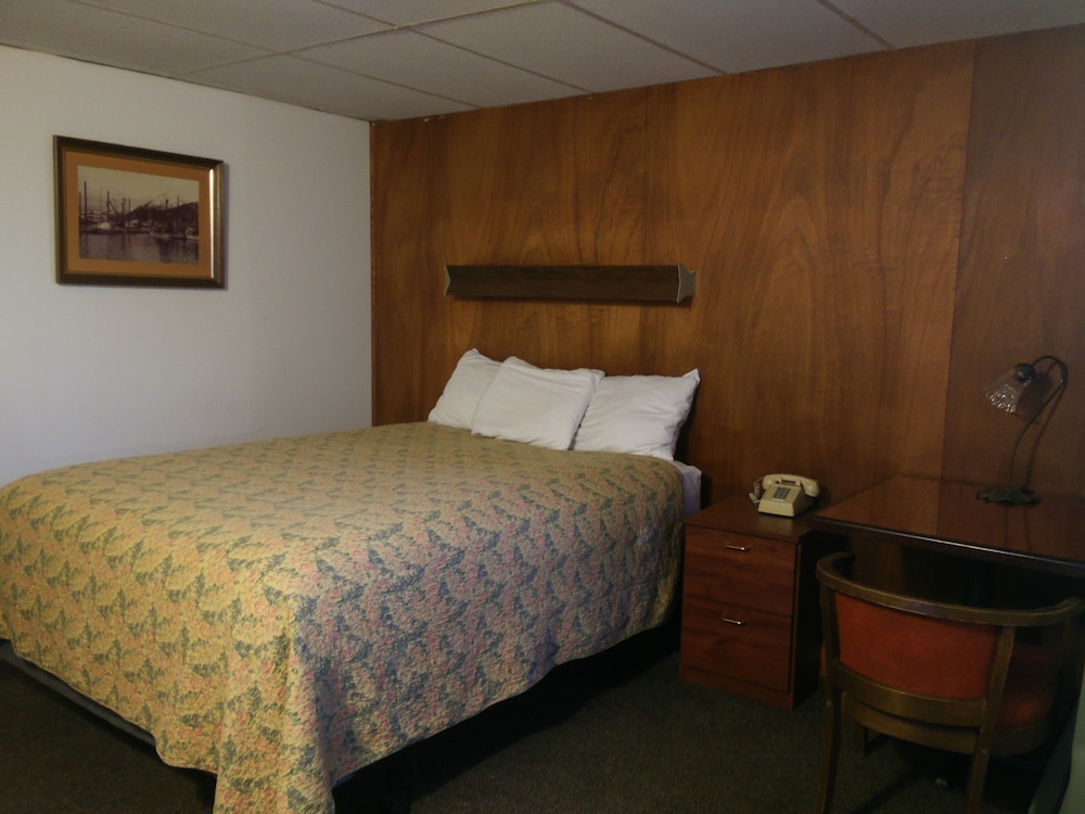 Marina Motel - photo 6