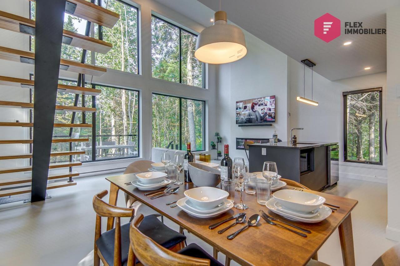 Le LoftWood de Portneuf Private hot tub Sauna Pool Billiards Trails in Pont Rouge, Canada