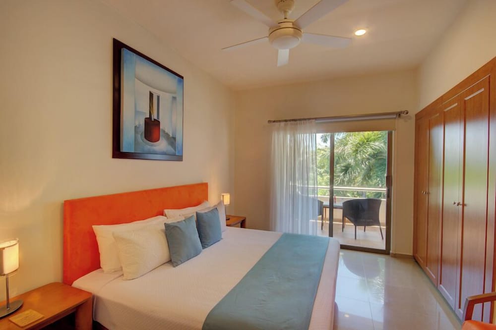 Riviera Maya Suites
