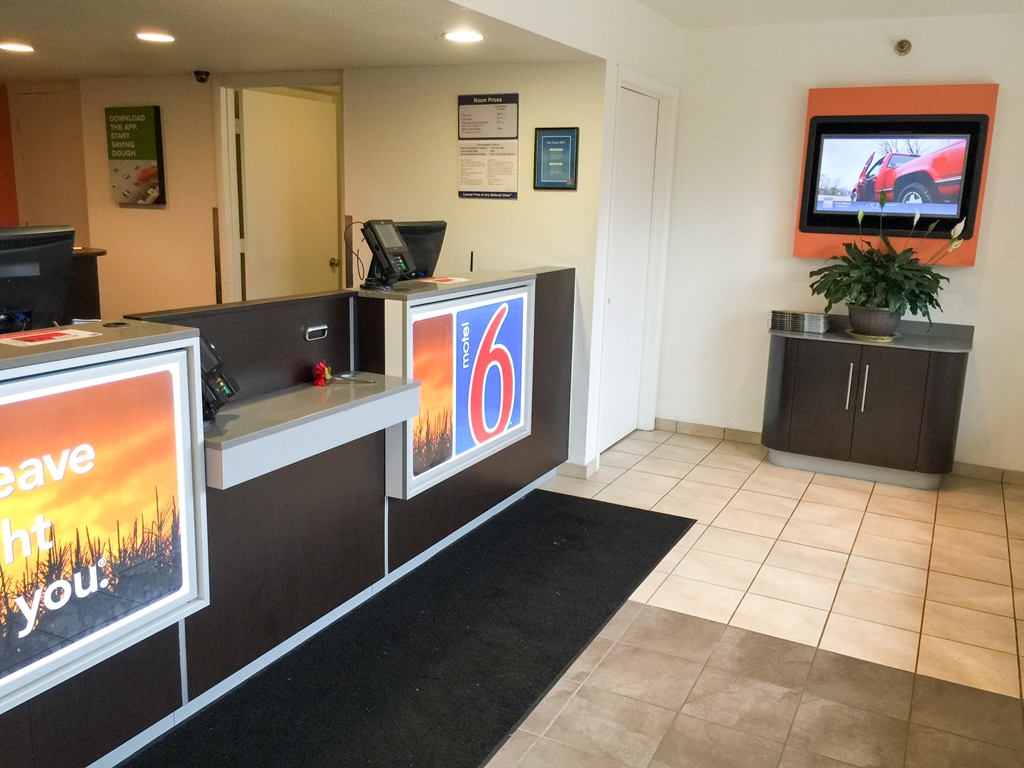 Motel 6 Roseville MN Minneapolis North - photo 14