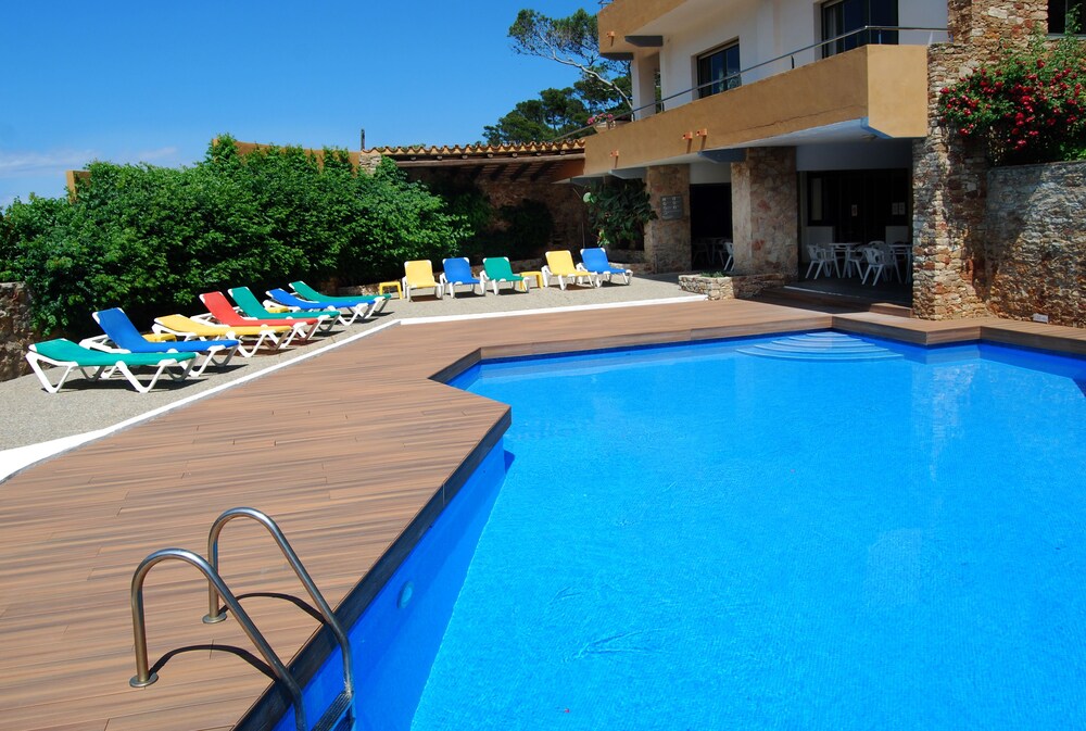 Hotel Sa Riera - carbon neutral hotel in Begur