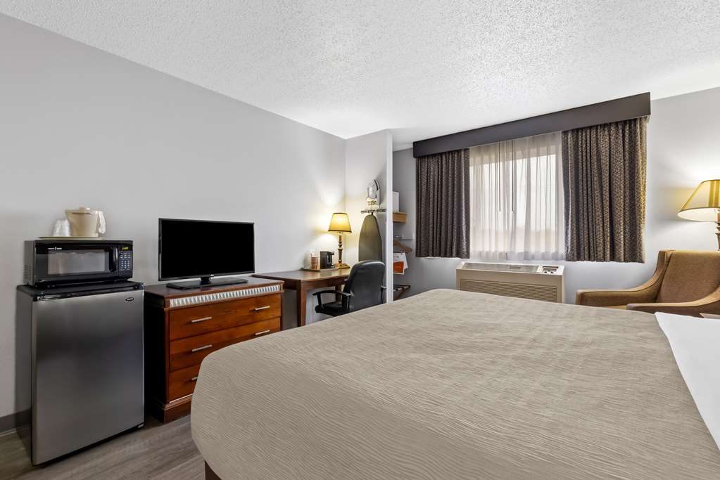 Quality Inn near Monument Health Rapid City Hospital - photo 19