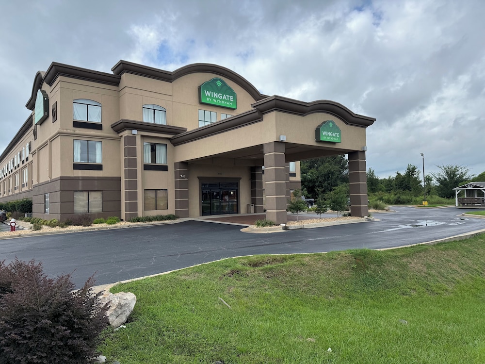 Wingate by Wyndham Warner Robins in Warner Robins, United States
