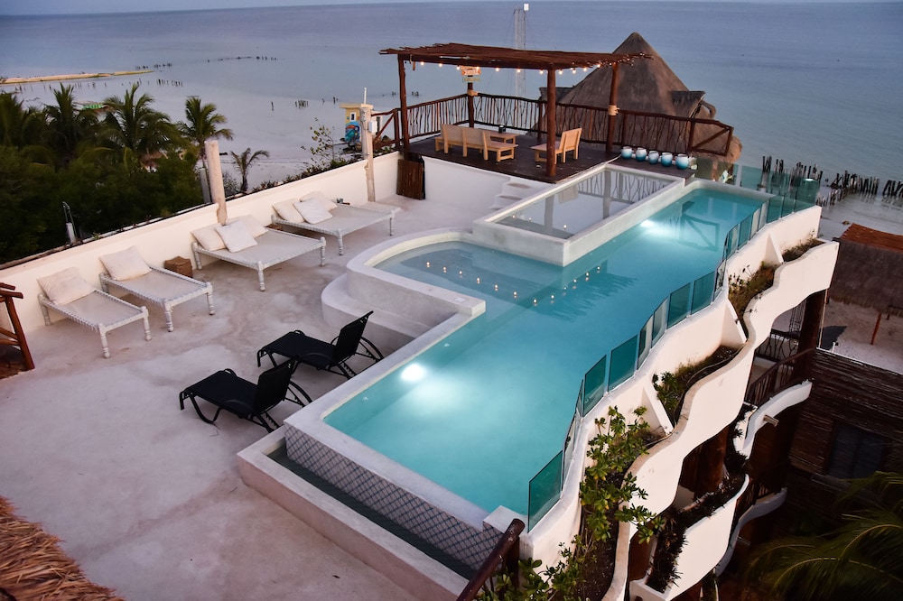 Rooftop pool