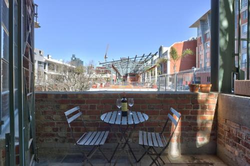 Victoria Junction Apartment