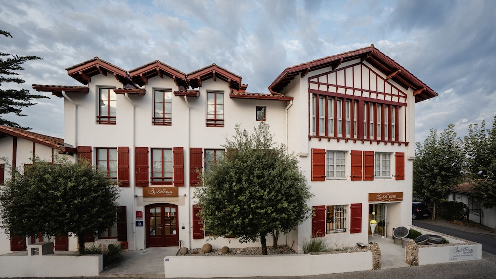 Hotel Briketenia — 4-Star Luxury Hotel in Guethary, France
