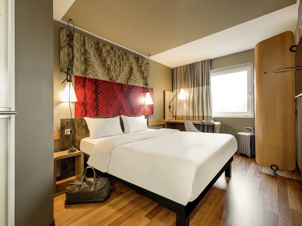 ibis Muenchen Messe — Munich — photo 4