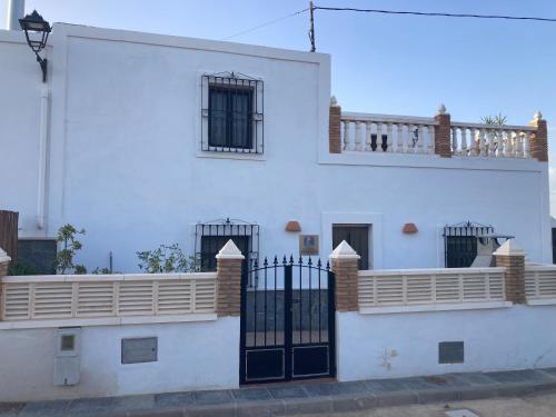 Cortijo Los Garridos 12 Huespedes — Nijar