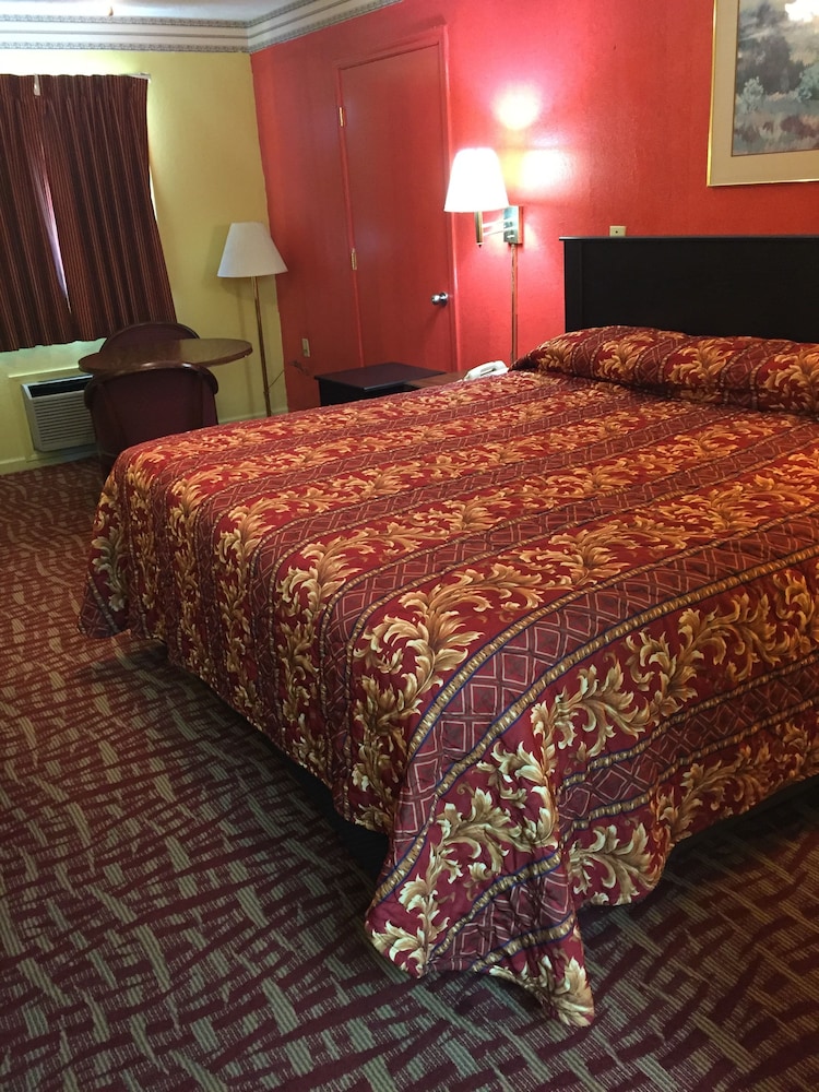 Lexington Inn - photo 21