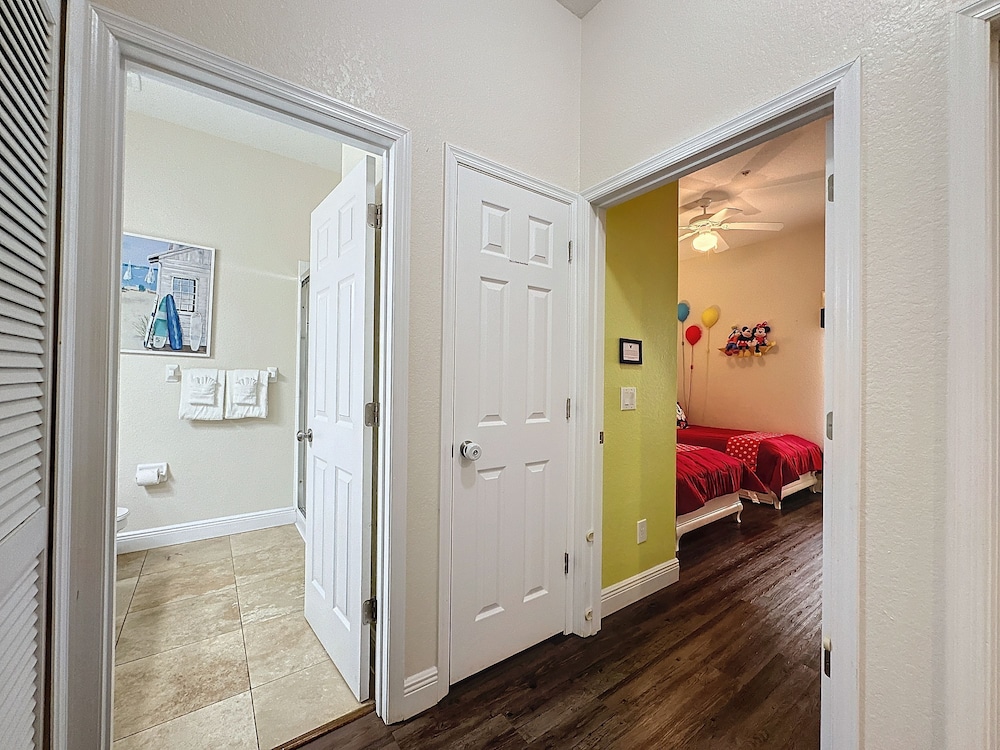 3 Bed 2 Bath Condo Bahama Bay Resort - photo 19