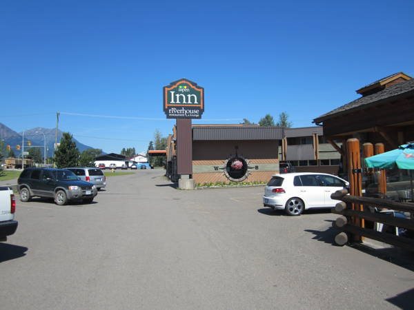 Aspen Inn & Suites — hotel in Smithers