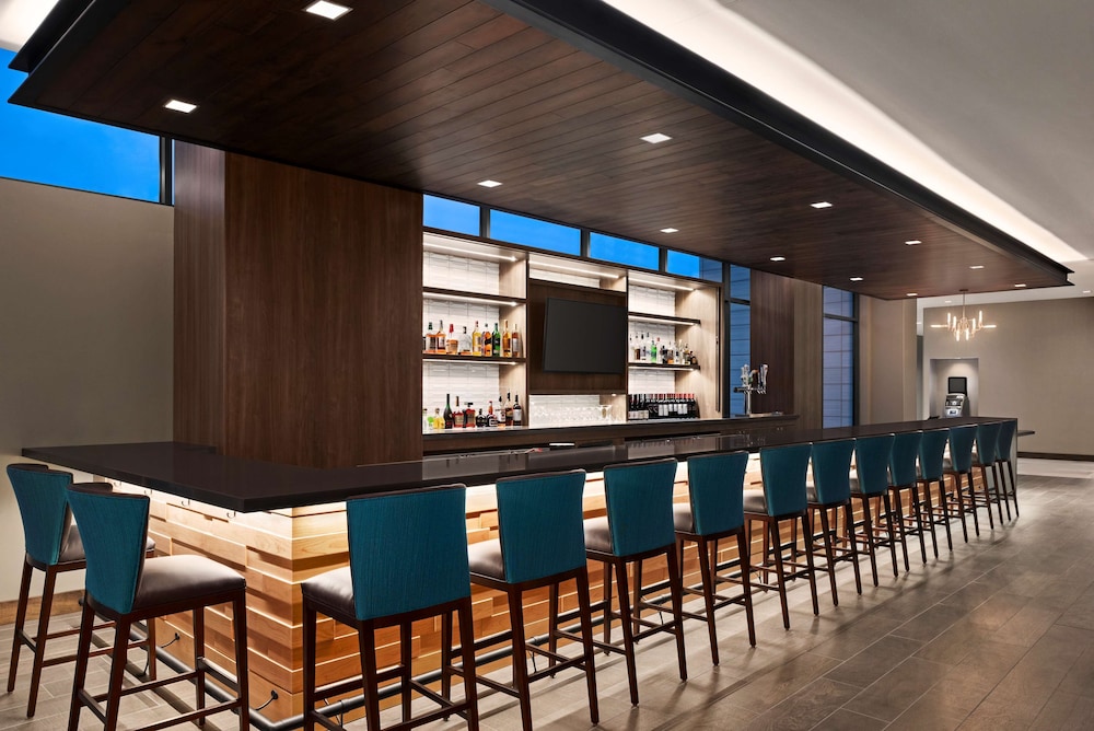 Hilton Garden Inn Milwaukee Brookfield Conference Center WI - photo 27