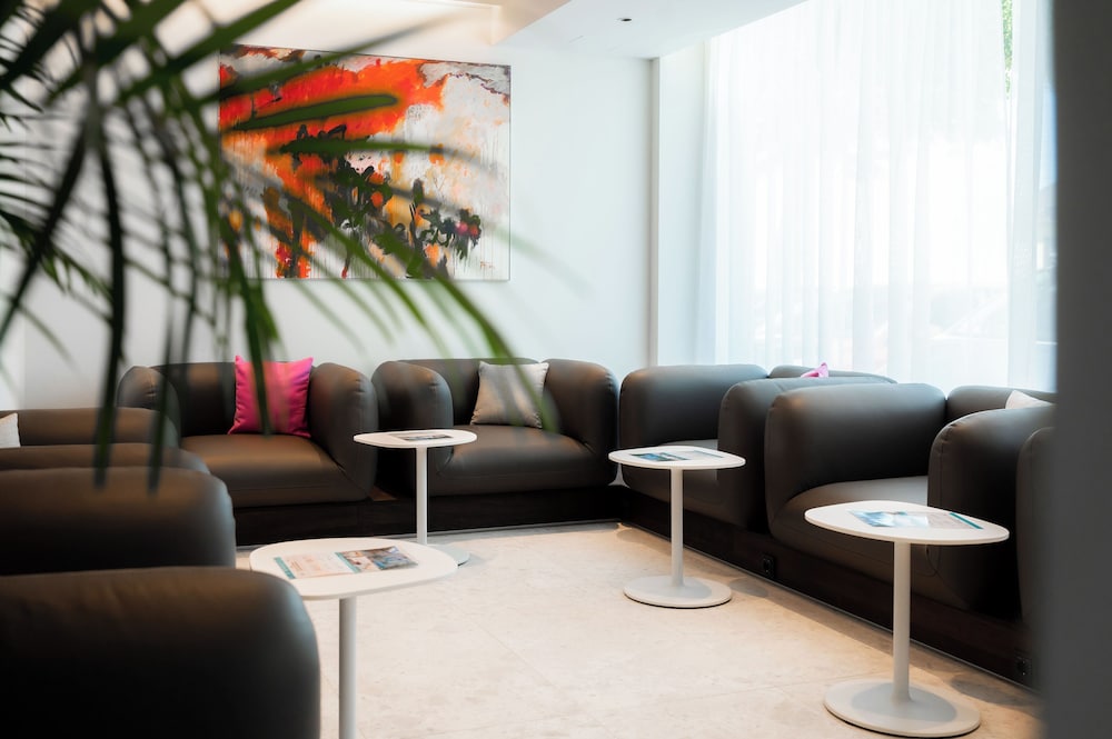 Hotel Le Parc — Wiener Neustadt — photo 2
