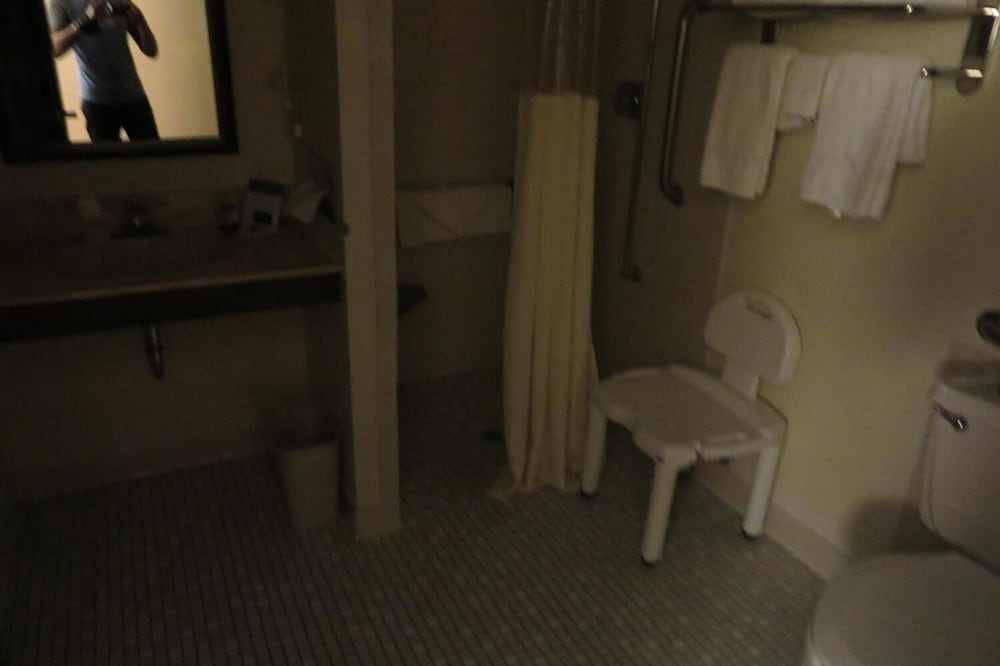 AmericInn by Wyndham Forest Lake - photo 32