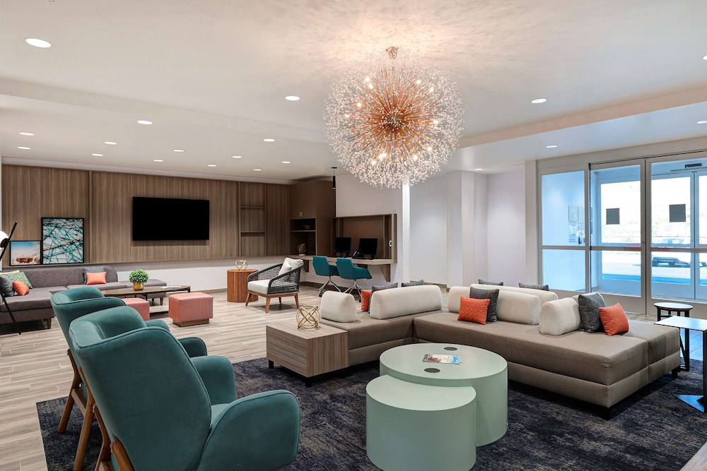 Homewood Suites by Hilton Santa Clarita - photo 4