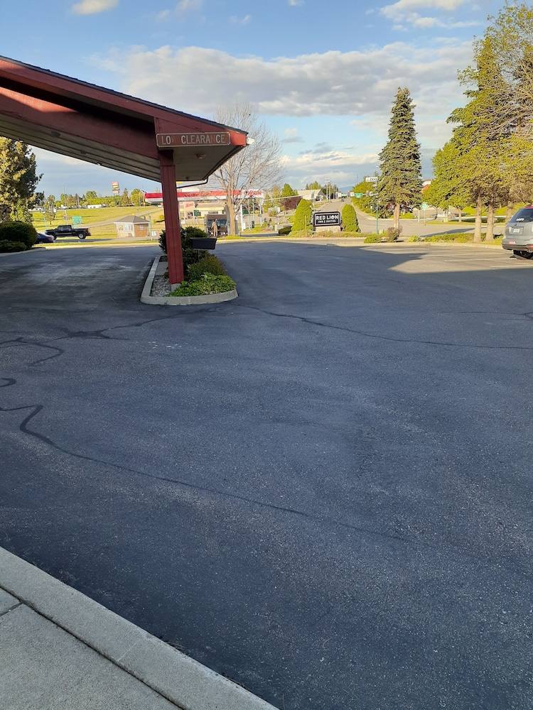 Red Lion Inn & Suites Post Falls - photo 17