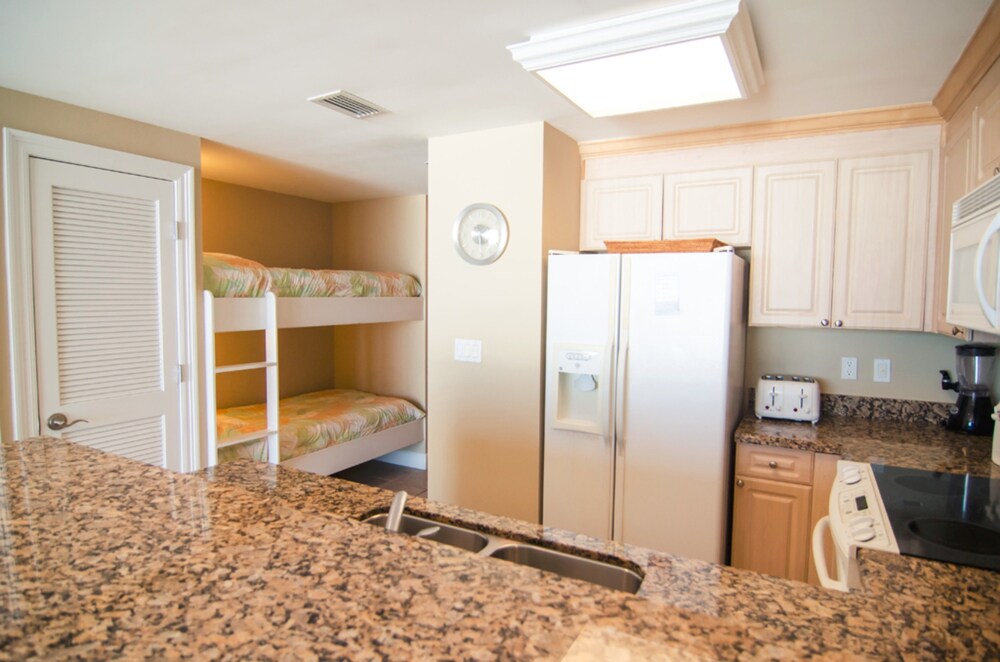 Boardwalk Beach Resort by Royal American Beach Getaways - photo 40