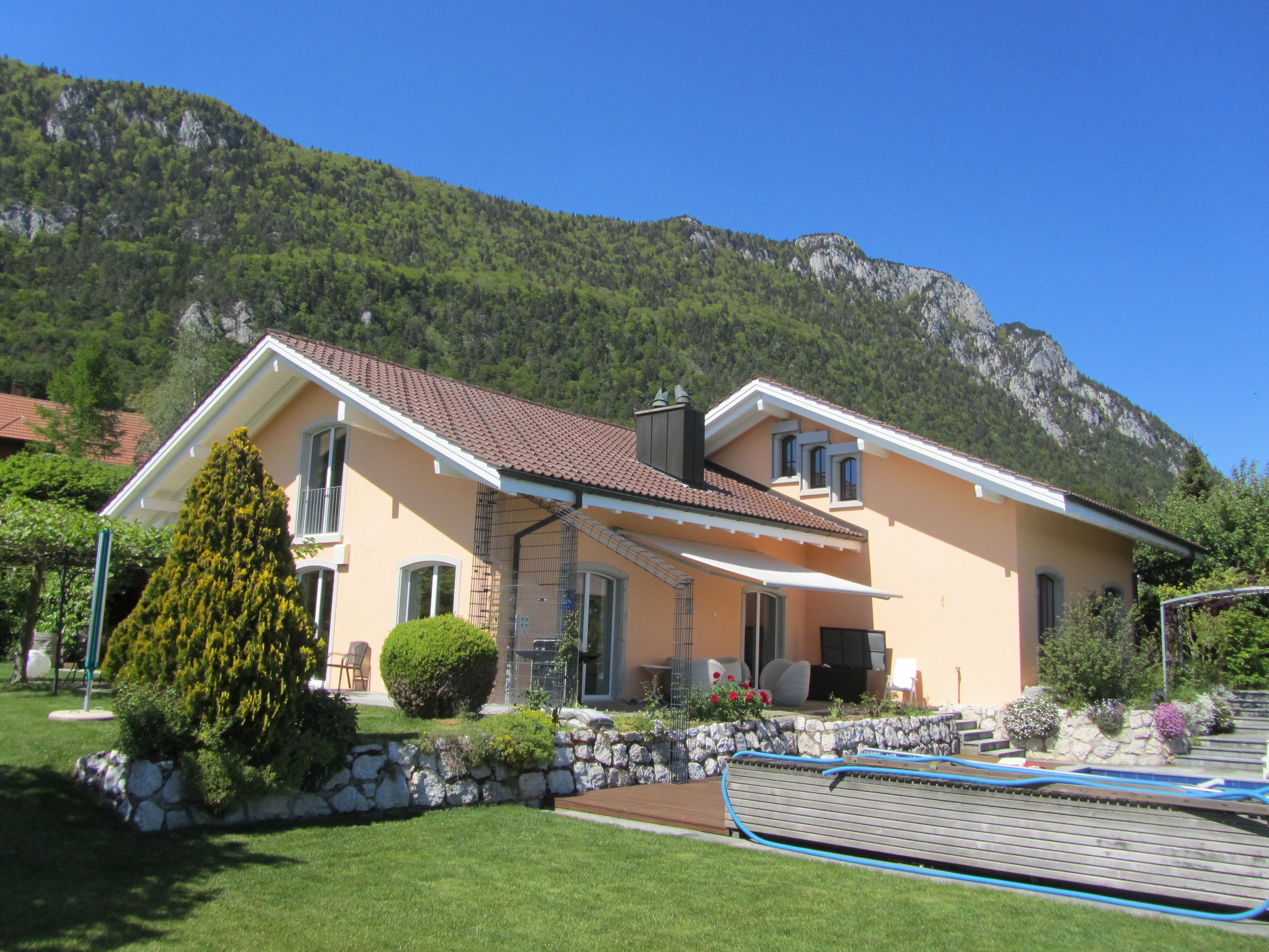 B&B Pension Marina — 4-Star Luxury Hotel in Solothurn, Switzerland