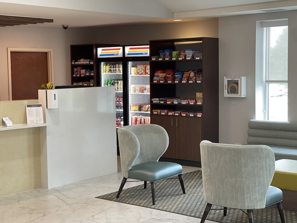 Holiday Inn Martinsburg by IHG - photo 45