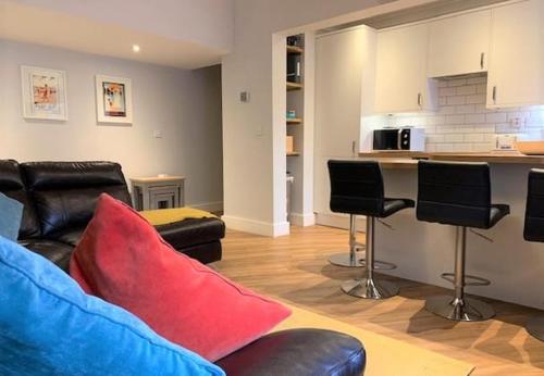 Six Matlock Apartment Gorgeous apartment stunning sea views