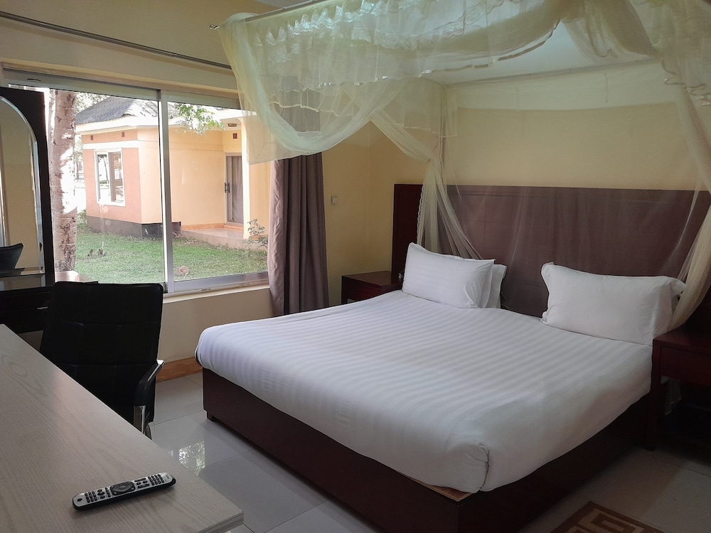 Linde Hotel — Mponela — photo 4