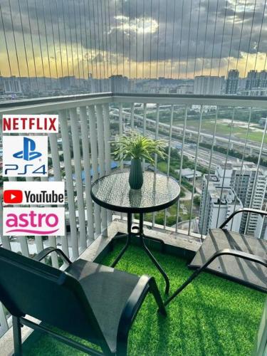 Sunset View at Modern Home — 4-Star Luxury Hotel in Kuala Lumpur, Malaysia
