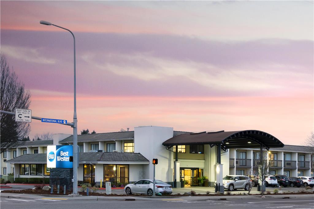Best Western Seattle Airport Hotel - photo 37