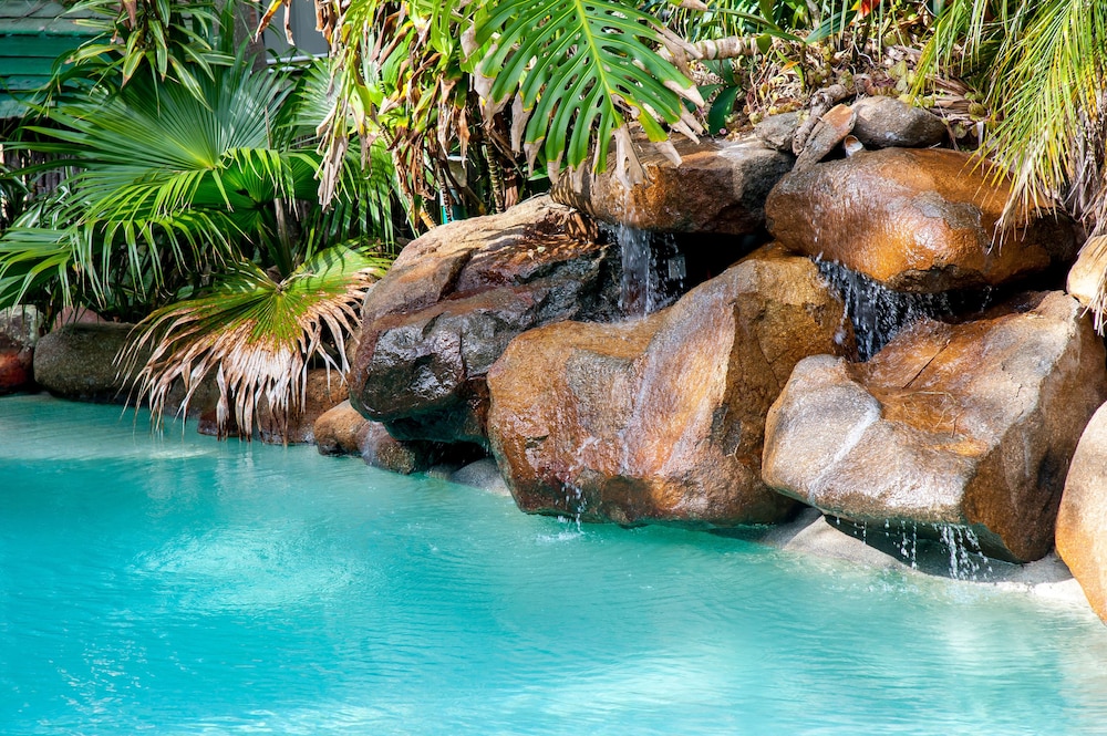 Oasis Inn Ulladulla Guest 18 Years and Older - carbon neutral hotel in Ulladulla