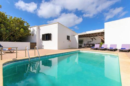 Finca La Rubina — hotel in Teguise
