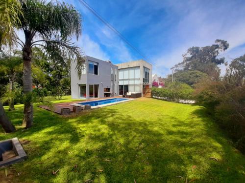 Aqui No Es in Punta Del Este, Uruguay