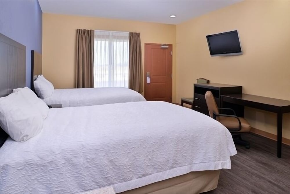 La Bonita Inn & Suites - photo 15