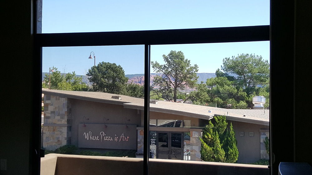 Picazzos Loft in the View Plaza - photo 13